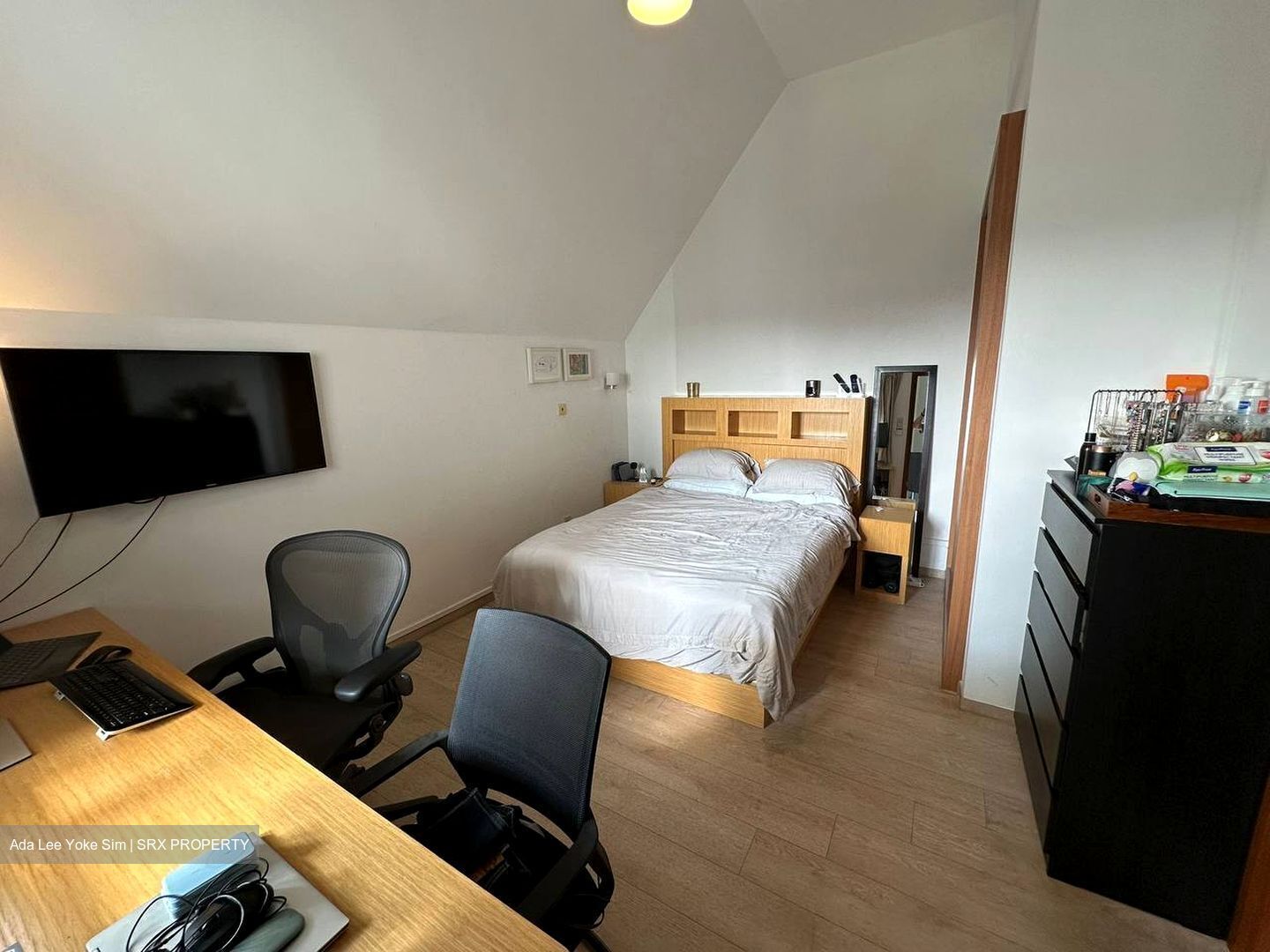 Grosvenor View (D14), Condominium #620223881